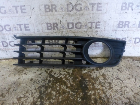 AUDI A4 SPORT 2000-2004 LOWER GRILLE (PASSENGER SIDE) BLACK