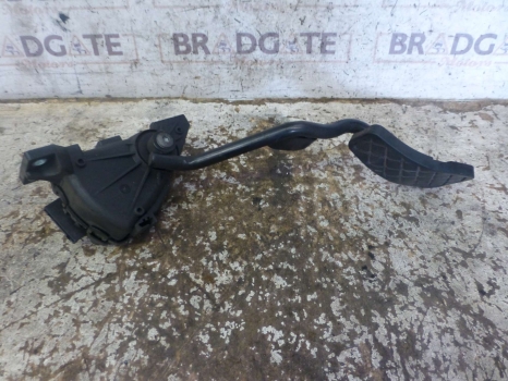 AUDI A4 SPORT 2000-2004 HAZARD SWITCH