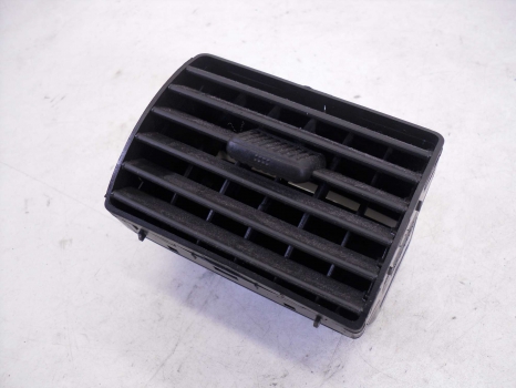 VOLKSWAGEN FOX 2005-2011 CENTRE AIR VENT (DRIVER SIDE)