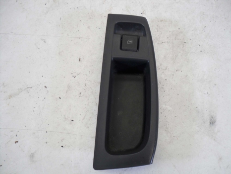 VOLKSWAGEN FOX 2005-2011 ELECTRIC WINDOW SWITCH (FRONT PASSENGER SIDE)