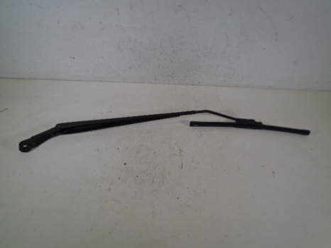 NISSAN NOTE E11 2006-2009 1.4 FRONT WIPER ARM (PASSENGER SIDE)