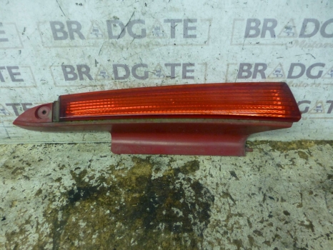 CITROEN C4 2008-2010 REAR/TAIL LIGHT UPPER SECTION (DRIVER SIDE)