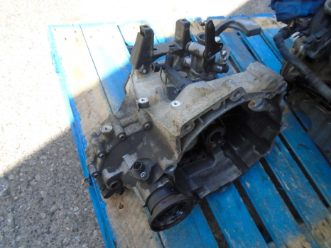 AUDI A2 2000-2005 GEARBOX - MANUAL