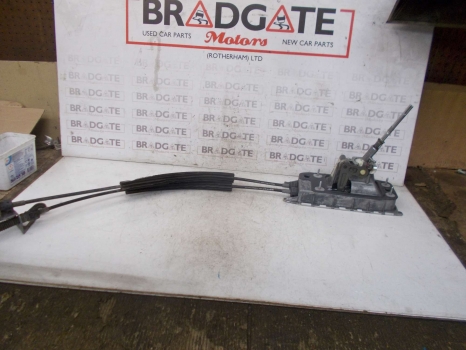 VW GOLF PLUS S 2005-2009 GEAR STICK AND CABLES (6 SPEED MANUAL)