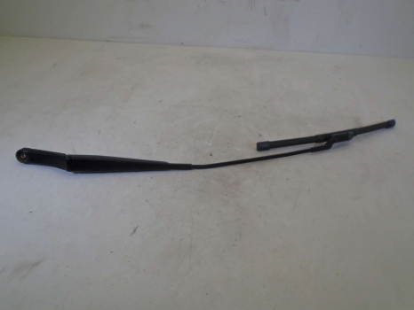 VOLKSWAGEN UP 5 DOOR 2011-2019 999 FRONT WIPER ARM (PASSENGER SIDE)