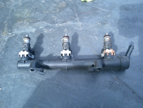 SKODA CITIGO SE 2011-2019 INJECTORS AND RAIL