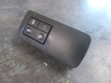 VAUXHALL VECTRA C 2002-2005 ELECTRIC WINDOW SWITCH (FRONT PASSENGER SIDE)