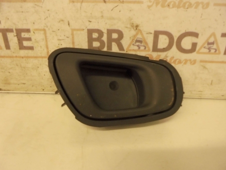 CHEVROLET SPARK 2010-2012 DOOR HANDLE - INTERIOR (REAR DRIVER SIDE) 