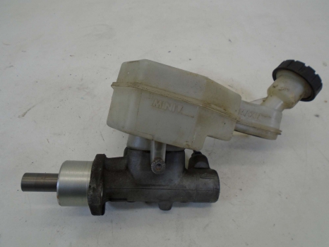 NISSAN NOTE 2006-2010 1386 BRAKE MASTER CYLINDER