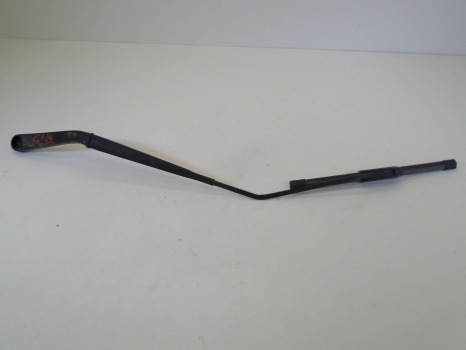 NISSAN JUKE (F15) 2010-2015 1.5 FRONT WIPER ARM (PASSENGER SIDE)