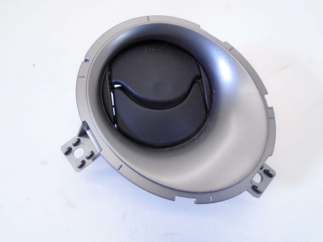 NISSAN JUKE 2010-2015 FRONT AIR VENT (DRIVER SIDE)