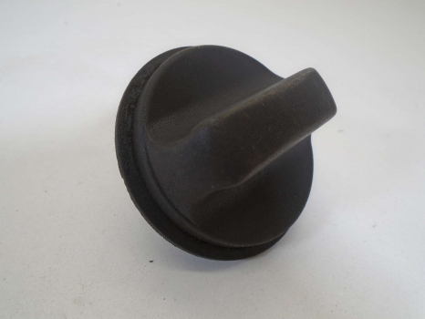 RENAULT SCENIC 1998-2003 FUEL CAP