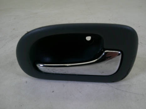 ROVER 45 1999-2005 DOOR HANDLE - INTERIOR (FRONT DRIVER SIDE) 