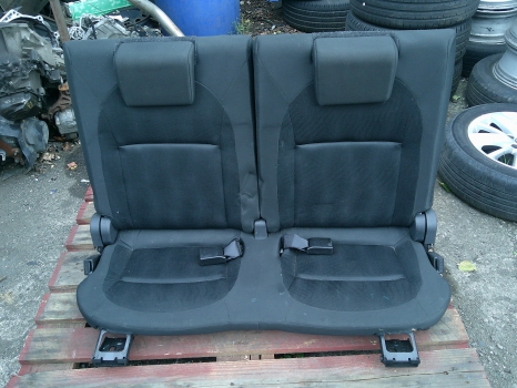 NISSAN QASHQAI PLUS 2 2010-2013 SET OF 3RD ROW SEATS
