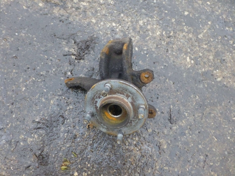 FORD FUSION 2002-2005 STUB AXLE - DRIVER FRONT