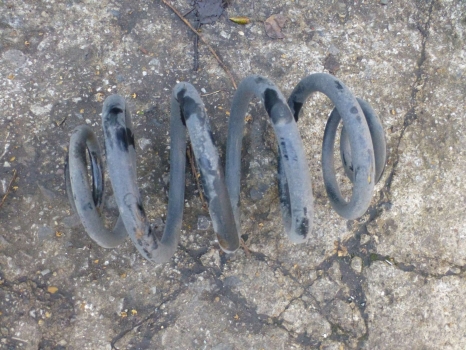 RENAULT CLIO 2001-2005 COIL SPRING (REAR)