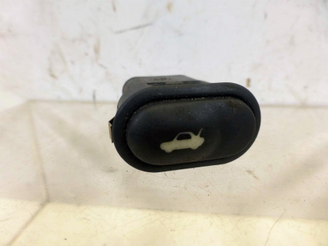 FORD FIESTA 1996-1999 TAILGATE RELEASE BUTTON