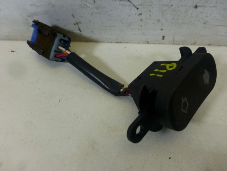 NISSAN PRIMERA P11 1996-2002 SUNROOF SWITCH