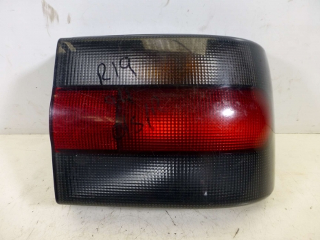 RENAULT 19 1993-2001 REAR/TAIL LIGHT (DRIVER SIDE)