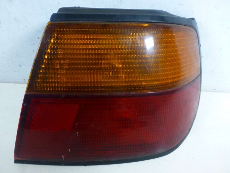 NISSAN ALMERA N15 1995-1997 REAR/TAIL LIGHT ON BODY ( DRIVERS SIDE)