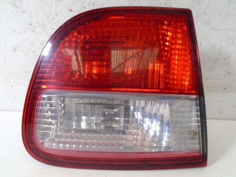 SEAT LEON 2000-2005 REAR/TAIL LIGHT ON TAILGATE (DRIVERS SIDE)