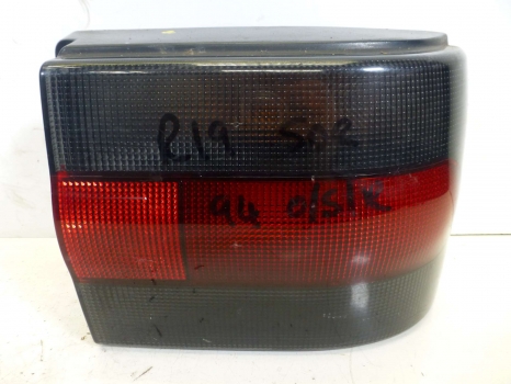 RENAULT 19 1993-2001 REAR/TAIL LIGHT (DRIVER SIDE)