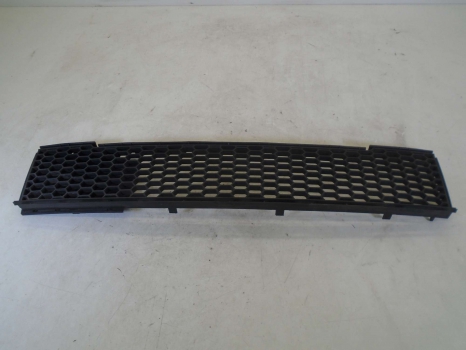 FIAT 500 LOUNGE 2007-2015 LOWER GRILLE - CENTRE GREY