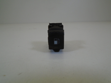 VW PASSAT 2000-2005 FUEL FLAP RELEASE BUTTON