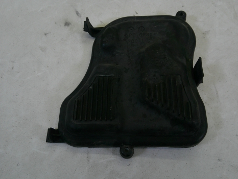 AUDI A1 2010-2015 HEADLIGHT/HEADLAMP REAR DUST COVER (PASSENGER SIDE)