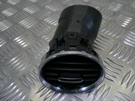 PEUGEOT 3008 2009-2016 FRONT AIR VENT (PASSENGER SIDE)
