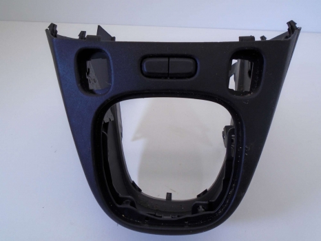 FIAT PANDA 2012-2020 GEARSTICK SURROUND AND DASHBOARD SECTION