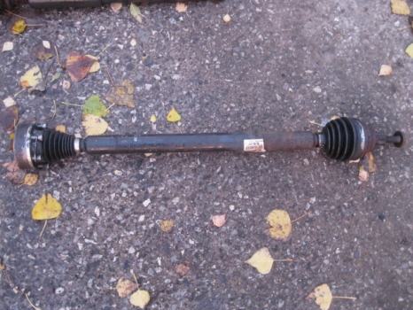 VW GOLF 5 DR HATCHBACK 2004-2009 1.9 DRIVESHAFT - DRIVER FRONT (ABS)