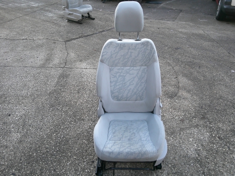 PEUGEOT 3008 2009-2016 SEAT - PASSENGER SIDE FRONT