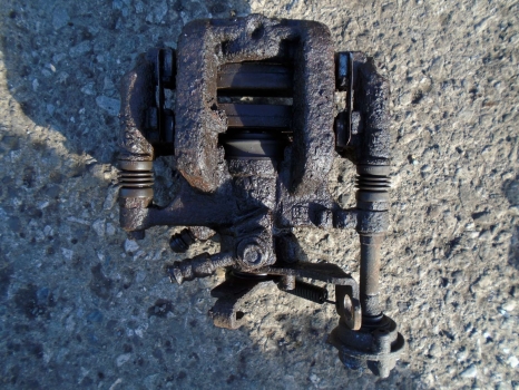VAUXHALL ASTRA SRI 2009-2015 CALIPER AND CARRIER (REAR DRIVER SIDE)