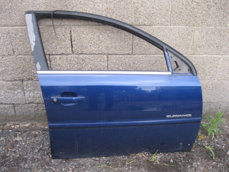 VAUXHALL VECTRA HATCHBACK 2002-2008 DOOR - BARE (FRONT DRIVER SIDE) BLUE