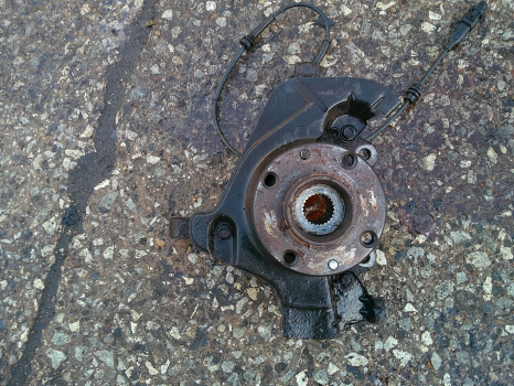 PEUGEOT BIPPER HDI S E4 4 SOHC 2008-2015 FRONT HUB ASSEMBLY (DRIVER SIDE) (ABS TYPE)