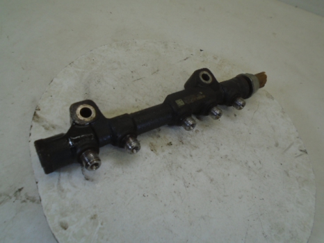 PEUGEOT PARTNER BLUE HDI PROFESSIONAL L1 E6 4 SOHC 2015-2018 FUEL RAIL 