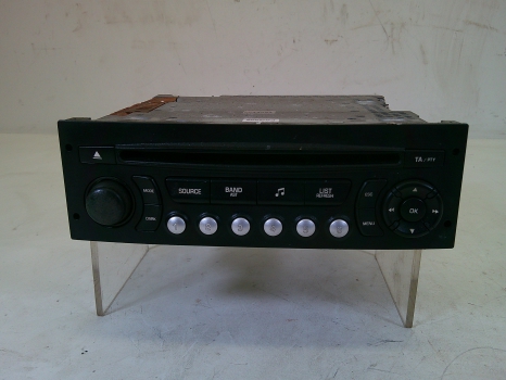 PEUGEOT EXPERT TEPEE COMFORT L1 HDI 6STR E4 4 DOHC 2007-2016 CD PLAYER