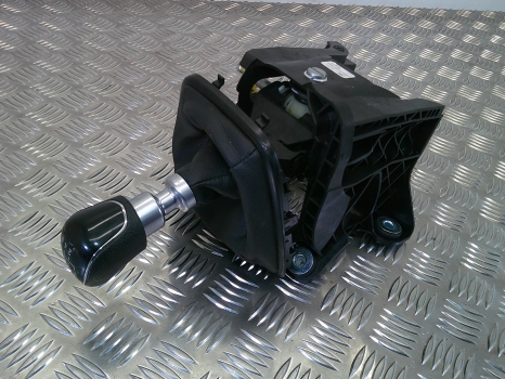 FORD TRANSIT CONNECT 200 LIMITED EDITION P/V E6 4 SOHC PANEL VAN 2013-2018 1499 GEAR STICK