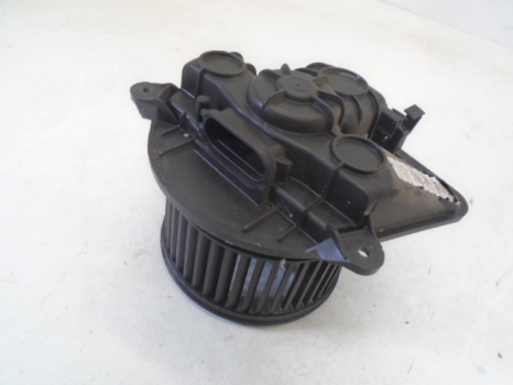 RENAULT TRAFIC SL29 DCI S/R E4 4 DOHC PANEL VAN 2007-2013 1996 HEATER BLOWER MOTOR