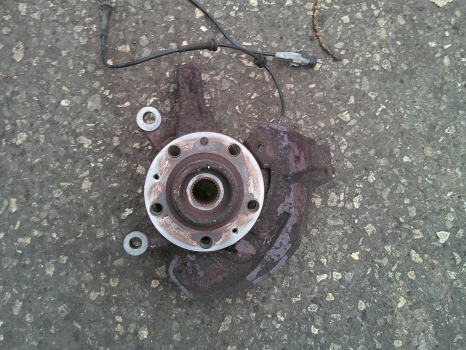 PEUGEOT EXPERT TEPEE COMFORT L1 HDI 6STR E4 4 DOHC 2007-2016 FRONT HUB ASSEMBLY (PASSENGER SIDE) (ABS TYPE)