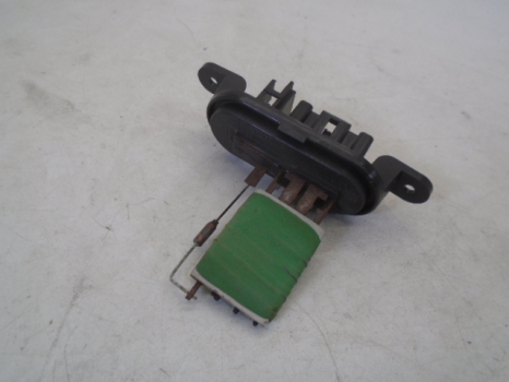 RENAULT MASTER 125.35 L3H2 E4 4 DOHC PANEL VAN 2010-2016 2298 HEATER RESISTOR