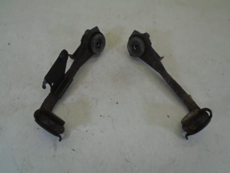 VAUXHALL VIVARO 2900 L2H1 CDTI P/V SPORTIVE E5 4 DOHC 2014-2019 SUBFRAME LINK BARS (PAIR)