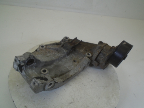 CITROEN DISPATCH TAXI 2007-2014 ALTERNATOR BRACKET + PULLEY