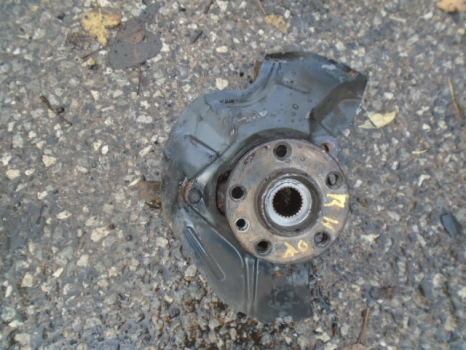 CITROEN DISPATCH 900 HDI E4 4 SOHC 2004-2006 FRONT HUB ASSEMBLY (DRIVER SIDE) (NON ABS TYPE)