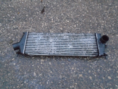 RENAULT TRAFIC LL29 SPORT PLUS DCI E4 4 DOHC CHASSIS CAB 2007-2014 1996 INTERCOOLER