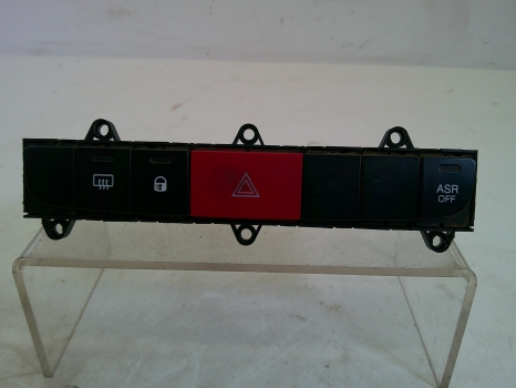PEUGEOT BOXER HDI 333 L1H1 P/V E5 4 DOHC 2014-2018 HAZARD + MULTIFUNCTION SWITCHES