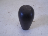 PEUGEOT 107 VERVE 2005-2014 GEARSTICK KNOB 2005,2006,2007,2008,2009,2010,2011,2012,2013,2014PEUGEOT 107 VERVE GEARSTICK KNOB 2005-2014      Used