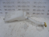 RENAULT CLIO 2005-2009 WASHER BOTTLE 2005,2006,2007,2008,2009RENAULT CLIO 2005-2009 WASHER BOTTLE AND CAP     