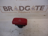 ALFA ROMEO 147 2001-2005 HAZARD SWITCH 2001,2002,2003,2004,2005ALFA ROMEO 147  2001-2005 HAZARD SWITCH     